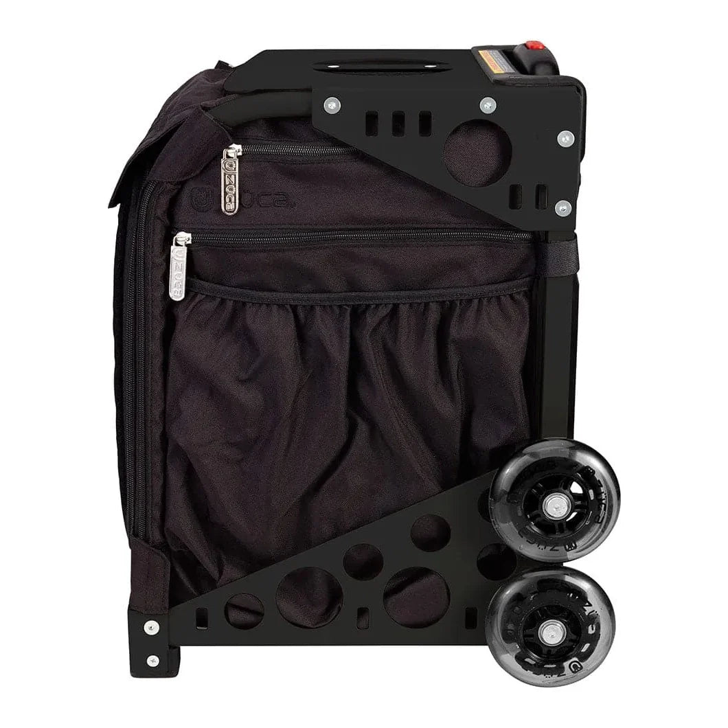 ZÜCA Cornhole Sport Black - Black Non-Flashing Wheels