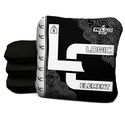 Contour BLACK WHITE element R ACL PRO cornhole bags with Onyx carpet